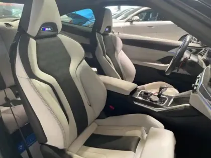 Photo 6 BMW Serie 4 M4 Coupé 3.0 510ch Competition xDrive