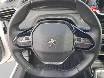 Photo 11 Peugeot 208  1.5 BlueHDi 100ch S&S Active