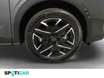 Photo 12 Peugeot 3008  1.2 Hybrid 145ch GT e-DCS6