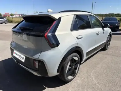 Photo 4 Kia Niro  1.6 GDi 138ch HEV Premium DCT6