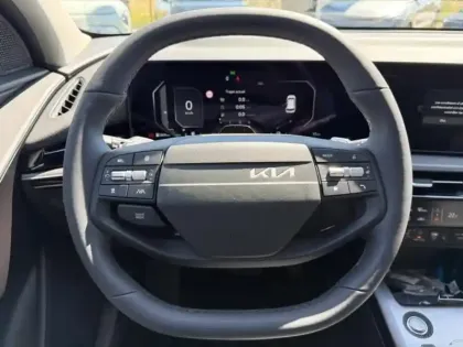 Photo 13 Kia Niro  1.6 GDi 138ch HEV Premium DCT6
