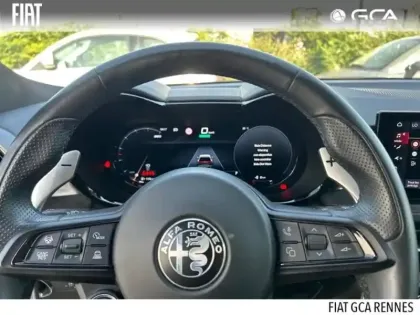 Photo 7 Alfa Romeo Tonale  1.3 PHEV 280ch Veloce AT6 e-Q4