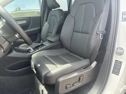 Photo 8 Volvo XC40  B3 163ch Lounge Edition DCT 7
