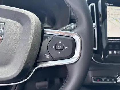 Photo 13 Volvo XC40  B3 163ch Lounge Edition DCT 7