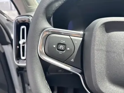 Photo 10 Volvo XC40  B3 163ch Lounge Edition DCT 7