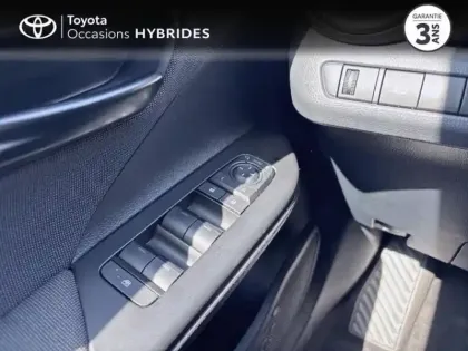 Photo 13 Toyota C-HR  1.8 Hybride 140ch Design NG23