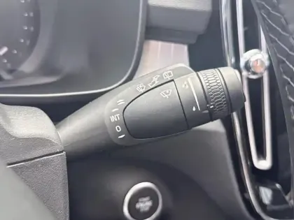 Photo 14 Volvo XC40  B3 163ch Black Edition DCT 7
