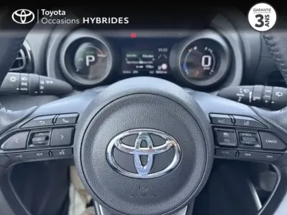 Photo 4 Toyota Yaris  116h Design 5p MY22