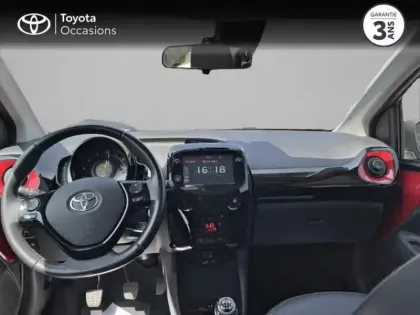 Photo 7 Toyota Aygo  1.0 VVT-i 72ch x-clusiv zen série 5p MY21