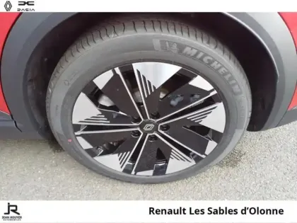 Photo 7 Renault Scenic  E-Tech Electric 220ch 87kWh Techno grande autonomie -25