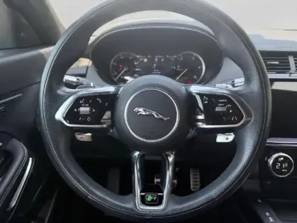 Photo 11 Jaguar E-Pace  D200 MHEV R-Dynamic SE BVA AWD