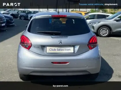 Photo 24 Peugeot 208 1.2 PureTech 110ch Tech Edition S&S 5p
