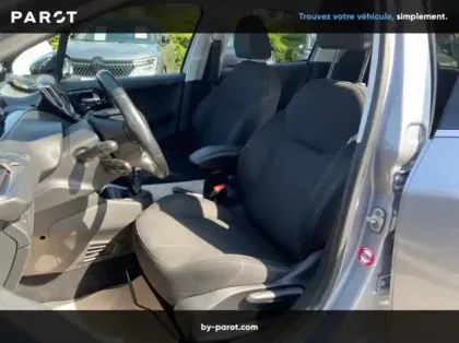 Photo 9 Peugeot 208 1.2 PureTech 110ch Tech Edition S&S 5p
