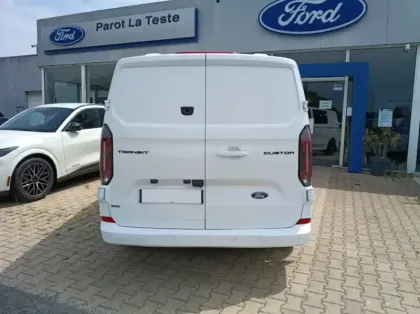 Photo 24 Ford Custom Fg 320 L1H1 2.5 Duratec 232ch Hybride recheargeable Multicab Limited CVT