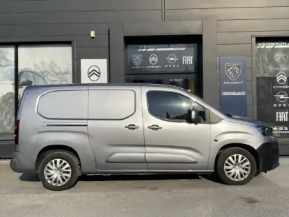 Photo 26 Peugeot Partner III HDI 130 EAT8 S&S 950KG LONG ASPHALT