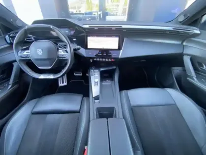 Photo 5 Peugeot 308 III PHEV 225 E-EAT8 GT