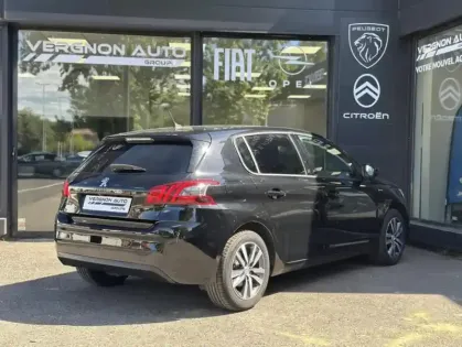 Photo 15 Peugeot 308 II PureTech 130 S&S EAT8 STYLE