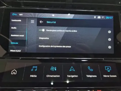 Photo 27 Peugeot 308  SW Plug-in Hybrid 195 ch e-DCS7
