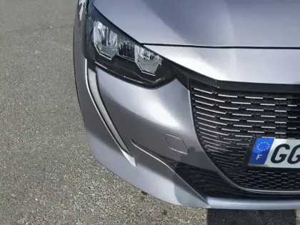 Photo 15 Peugeot 208  Electrique 50 kWh 136ch