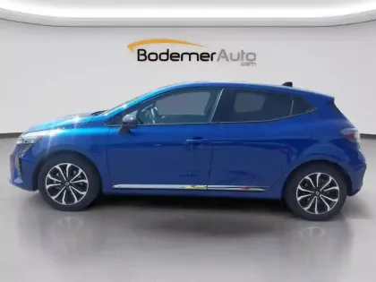 Photo 16 Renault Clio  E-Tech full hybrid 145
