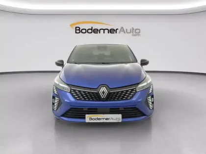 Photo 37 Renault Clio  E-Tech full hybrid 145