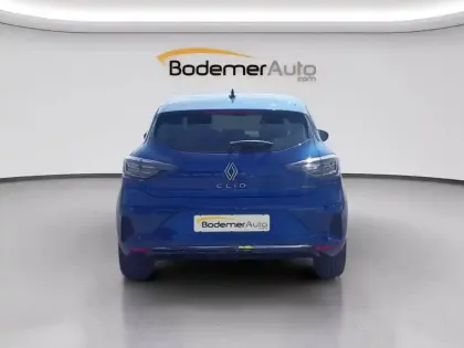 Photo 18 Renault Clio  E-Tech full hybrid 145