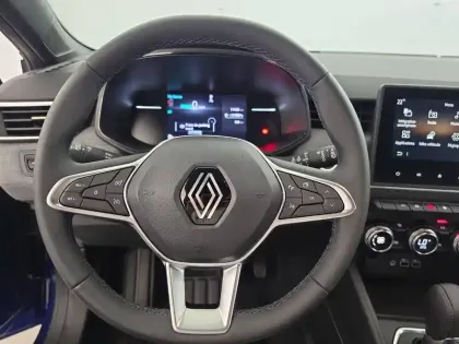 Photo 78 Renault Clio  E-Tech full hybrid 145