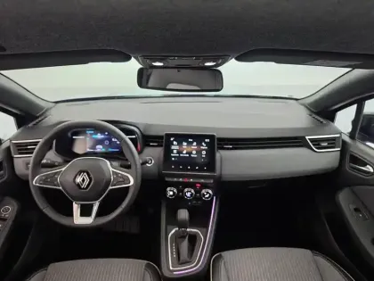 Photo 137 Renault Clio  E-Tech full hybrid 145