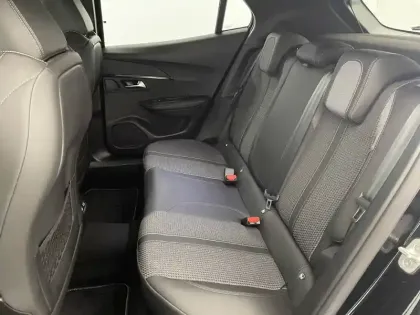 Photo 14 Peugeot 2008  PureTech 130 S&S EAT8