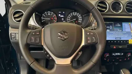 Photo 11 Suzuki Vitara  1.4 Boosterjet Hybrid Auto
