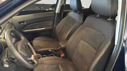 Photo 10 Suzuki Vitara  1.4 Boosterjet Hybrid Auto