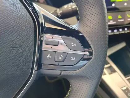 Photo 69 Peugeot 308  Hybrid 145 e-DCS6