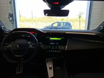Photo 52 Peugeot 308  Hybrid 145 e-DCS6