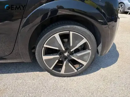 Photo 10 Peugeot 208  Electrique 50 kWh 136ch