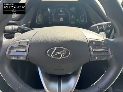 Photo 19 Hyundai Ioniq  Plug-in 141 ch