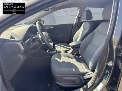 Photo 28 Hyundai Ioniq  Plug-in 141 ch