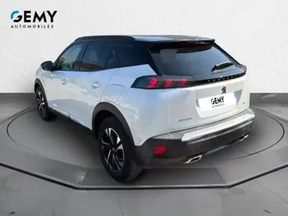 Photo 6 Peugeot 2008  PureTech 130 S&S EAT8