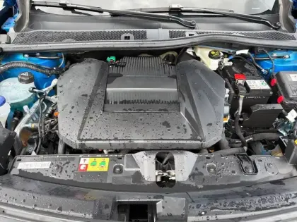 Photo 38 Peugeot 2008  Electrique 136 ch