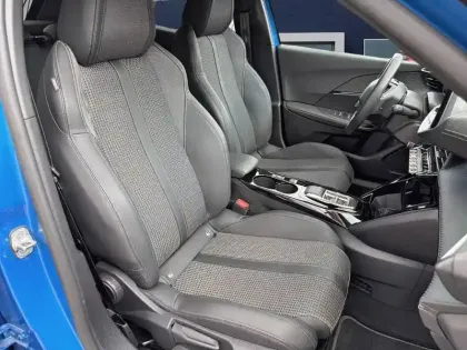 Photo 18 Peugeot 2008  Electrique 136 ch