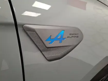 Photo 16 Renault Clio  E-Tech full hybrid 145 ch GSR2
