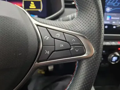 Photo 43 Renault Clio  E-Tech full hybrid 145 ch GSR2