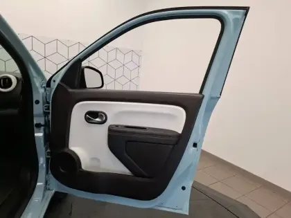Photo 17 Renault Twingo  III Achat Intégral - 21