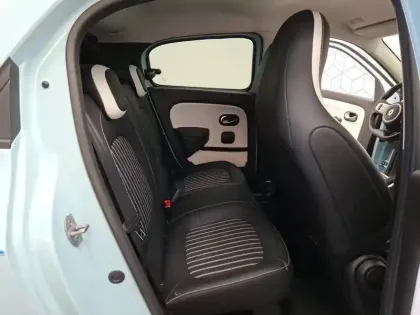 Photo 19 Renault Twingo  III Achat Intégral - 21