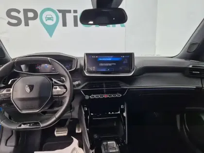 Photo 7 Peugeot 2008  Hybrid 136 e-DCS6