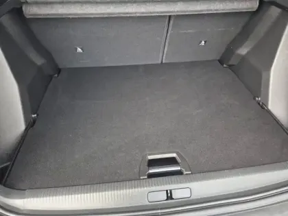 Photo 5 Peugeot 2008  Hybrid 136 e-DCS6