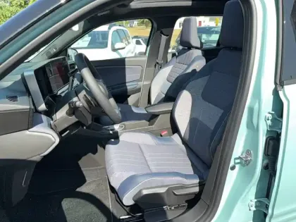 Photo 8 Renault 4 Renault  E-Tech Electrique 150 ch autonomie confort