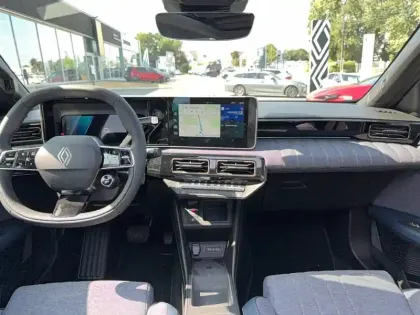 Photo 9 Renault 4 Renault  E-Tech Electrique 150 ch autonomie confort
