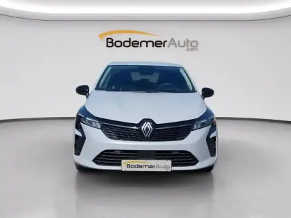 Photo 7 Renault Clio  E-Tech full hybrid 145