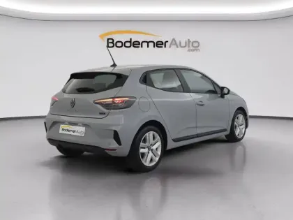 Photo 19 Renault Clio  E-Tech full hybrid 145
