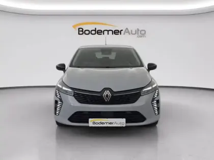 Photo 118 Renault Clio  E-Tech full hybrid 145